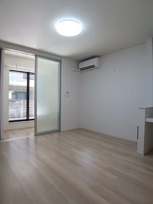 沼津市のマンスリーマンション・ウィークリーマンション「エイス　クラウディア 102・洋室(No.1430010)」メイン画像