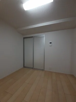 東京都のマンスリーマンション・ウィークリーマンション「ヴァンソレイユ 103・洋室(No.1430234)」メイン画像