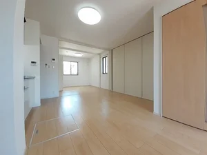 のマンスリーマンション・ウィークリーマンション「カーサ・リベルタ 103・洋室(No.1430993)」メイン画像