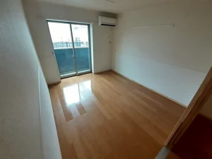 のマンスリーマンション・ウィークリーマンション「ＳＥＲＥＮＯ　ＣＡＳＡ 101・洋室(No.1431157)」メイン画像