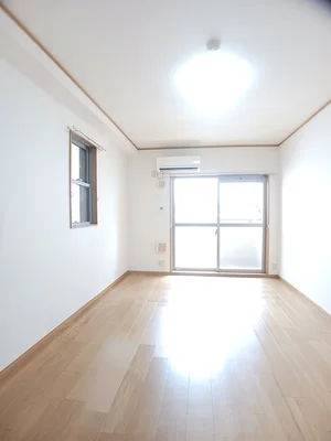 広島県のマンスリーマンション・ウィークリーマンション「レガート元町 301・洋室(No.1431434)」メイン画像