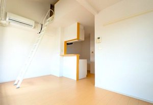 京都府のマンスリーマンション・ウィークリーマンション「サニーコート６２ 201・洋室(No.1432689)」メイン画像
