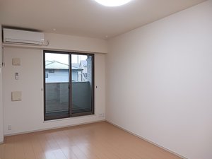 のマンスリーマンション・ウィークリーマンション「ＬＩＡＮＧＥ 202・洋室(No.1433848)」メイン画像