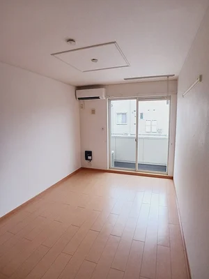 のマンスリーマンション・ウィークリーマンション「サウス　カーサ　セレノＢ 103・洋室(No.1435608)」メイン画像