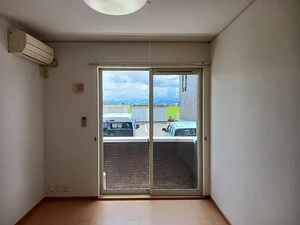 のマンスリーマンション・ウィークリーマンション「サンリット　氏家Ａ 103・洋室(No.1435621)」メイン画像