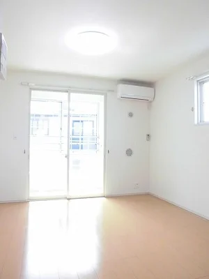 のマンスリーマンション・ウィークリーマンション「Ｒｉｖｅｒｓｉｄｅ泉 202・LDK(No.1435952)」メイン画像