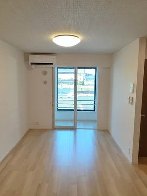 のマンスリーマンション・ウィークリーマンション「ビラビスタ館山那古Ⅰ 102・洋室(No.1436463)」メイン画像