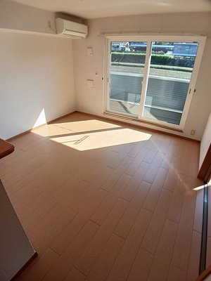 愛媛県のマンスリーマンション・ウィークリーマンション「ヴィラ・ソレイユＡ 203・LDK(No.1436539)」メイン画像