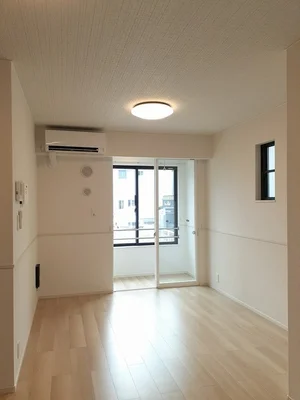 一宮市のマンスリーマンション・ウィークリーマンション「カーサ　雅　Ⅲ 101・洋室(No.1437035)」メイン画像