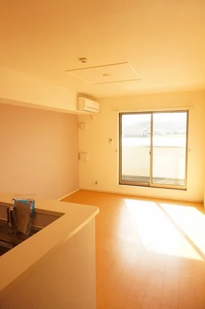 東かがわ市のマンスリーマンション・ウィークリーマンション「アンソレイユ 203・洋室(No.1437136)」メイン画像