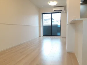 のマンスリーマンション・ウィークリーマンション「ローズ　ヴィルＢ 102・洋室(No.1437309)」メイン画像