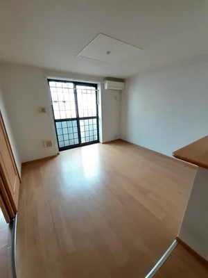 西条市のマンスリーマンション・ウィークリーマンション「ガーデン　ヴィラＡ 202・洋室(No.1437390)」メイン画像