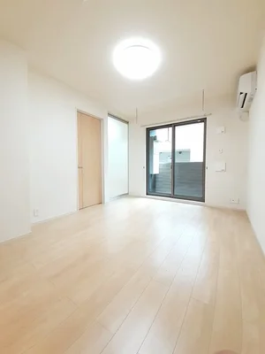 静岡県のマンスリーマンション・ウィークリーマンション「コウジィ－コ－トⅢ 102・洋室(No.1437764)」メイン画像