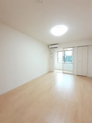 徳島市のマンスリーマンション・ウィークリーマンション「カーサ　デル・ソーレ 102・洋室(No.1437796)」メイン画像