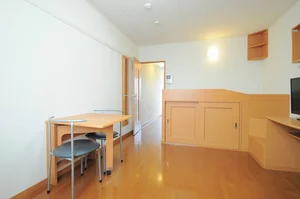 横浜市立大学舞岡キャンパス周辺のマンスリーマンション・ウィークリーマンション「レオパレスヒルズ　笹下 102(No.1438059)」メイン画像