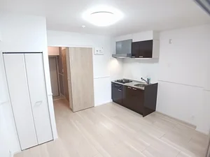 沖縄県のマンスリーマンション・ウィークリーマンション「サンリット　牧志 706・洋室(No.1438286)」メイン画像