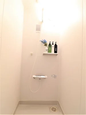 シャワールーム！シャンプーやボディーソープをご用意させていただいてるので入居してすぐ疲れを癒していただくことができます(^^♪