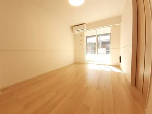 のマンスリーマンション・ウィークリーマンション「プラティーヌ・ドゥ 103・洋室(No.1438957)」メイン画像