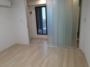 のマンスリーマンション・ウィークリーマンション「レジデンス春岡 101・洋室(No.1439470)」メイン画像