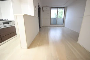 のマンスリーマンション・ウィークリーマンション「ＣＡＳＡ　ＡＺ 305・洋室(No.1439655)」メイン画像