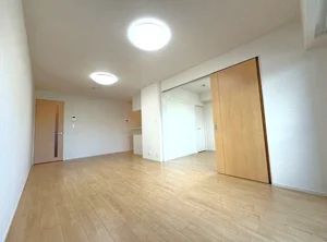 のマンスリーマンション・ウィークリーマンション「ｇｌａｎｚ　ＣＬＫ　いちご館 201・洋室(No.1439660)」メイン画像