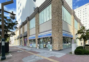 ローソン すすきの南8条店