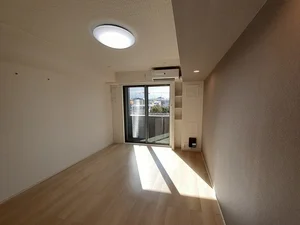 大阪府のマンスリーマンション・ウィークリーマンション「シャトーエレガント 105・洋室(No.1439691)」メイン画像