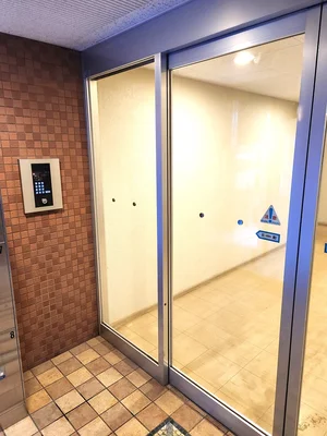 オートロック完備