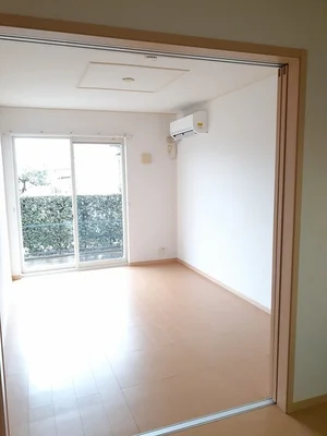 宮崎県のマンスリーマンション・ウィークリーマンション「ベル　セレーノ　Ｃ棟 102・洋室(No.1440054)」メイン画像