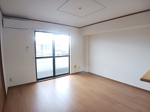 のマンスリーマンション・ウィークリーマンション「フォンティーヌ 201・洋室(No.1440316)」メイン画像