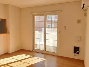 のマンスリーマンション・ウィークリーマンション「ポニーヒルズ　Ｂ 102・洋室(No.1440338)」メイン画像