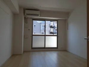 のマンスリーマンション・ウィークリーマンション「スカイブルーレジデンス横浜 802・洋室(No.1440403)」メイン画像