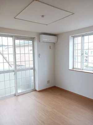 のマンスリーマンション・ウィークリーマンション「カーサ・ビエント　Ａ棟 202・洋室(No.1440550)」メイン画像