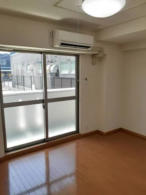 四日市市のマンスリーマンション・ウィークリーマンション「ルクソール新正Ⅱ 107・洋室(No.1440553)」メイン画像