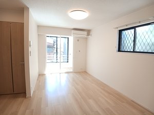 のマンスリーマンション・ウィークリーマンション「カ－サ・セレノ　Ⅰ 101・洋室(No.1440754)」メイン画像