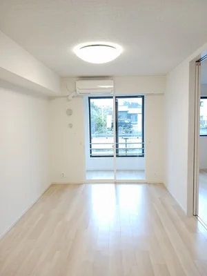 宮崎県のマンスリーマンション・ウィークリーマンション「グランチェスタ　クレシアⅠ 102・洋室(No.1441147)」メイン画像