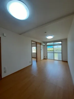 のマンスリーマンション・ウィークリーマンション「エルディム川西 104・洋室(No.1441450)」メイン画像