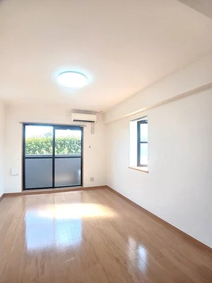 香川県のマンスリーマンション・ウィークリーマンション「アミックス西ハゼ 105・洋室(No.1441451)」メイン画像