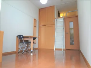 駿東郡長泉町のマンスリーマンション・ウィークリーマンション「レオパレス赤い長ぐつ 106(No.1441617)」メイン画像
