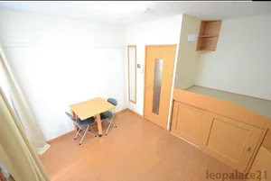 三津駅（愛媛県）のマンスリーマンション・ウィークリーマンション「レオパレスＹＭ　Ｌｉｂｅｒｔｙ　Ｐｌａｃｅ 109(No.1441627)」メイン画像