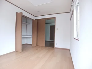 折尾駅（福岡県）のマンスリーマンション・ウィークリーマンション「アヴェニールコートひびきのＡ 101・和室(No.1441974)」メイン画像