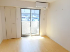 春田駅（愛知県）のマンスリーマンション・ウィークリーマンション「ブリーズ（Ｂｒｅｅｚｅ） 105・洋室(No.1442653)」メイン画像