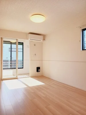 群馬県のマンスリーマンション・ウィークリーマンション「ヴィラ　シルク　Ⅰ 104・洋室(No.1442923)」メイン画像