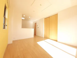 のマンスリーマンション・ウィークリーマンション「ブリーズ　ヒル　Ⅱ 201・洋室(No.1443230)」メイン画像