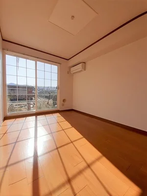 のマンスリーマンション・ウィークリーマンション「ラベンダー 103・洋室(No.1443308)」メイン画像