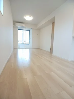 香川県のマンスリーマンション・ウィークリーマンション「メゾン・ド・ベルジュ坂本 104・洋室(No.1443730)」メイン画像
