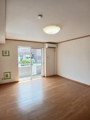 のマンスリーマンション・ウィークリーマンション「シャンロジュマン 102・洋室(No.1443747)」メイン画像