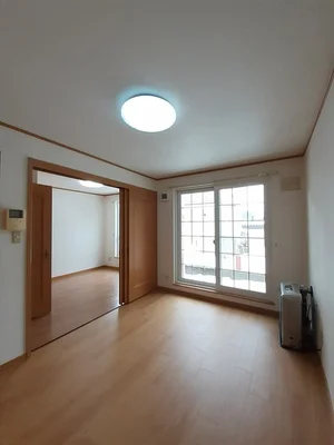 千歳市のマンスリーマンション・ウィークリーマンション「ホークフェザー１３ 102・洋室(No.1444069)」メイン画像