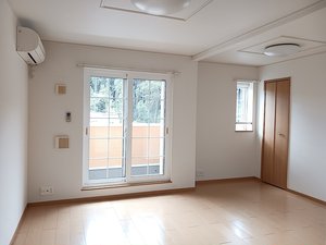 のマンスリーマンション・ウィークリーマンション「アンプリアル 202・洋室(No.1444138)」メイン画像