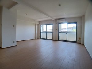 のマンスリーマンション・ウィークリーマンション「ノースクワイル５ 203・洋室(No.1444261)」メイン画像